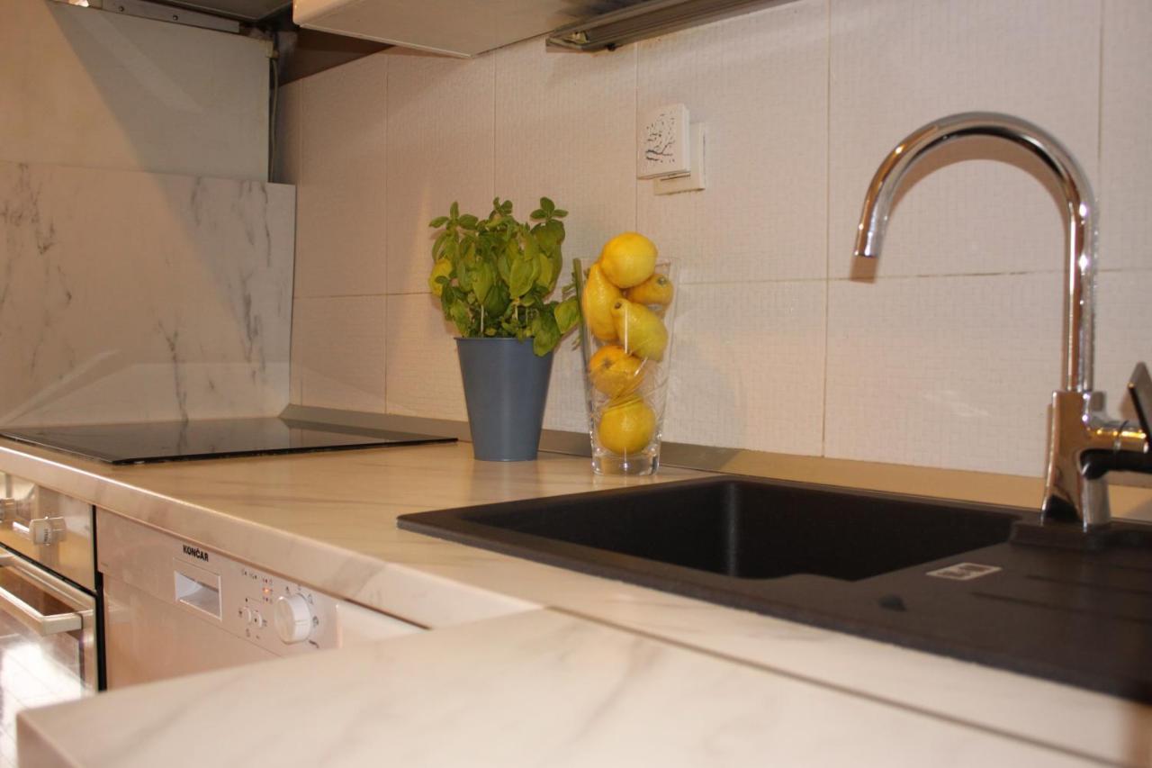 Apartment Vira Makarska Exterior photo